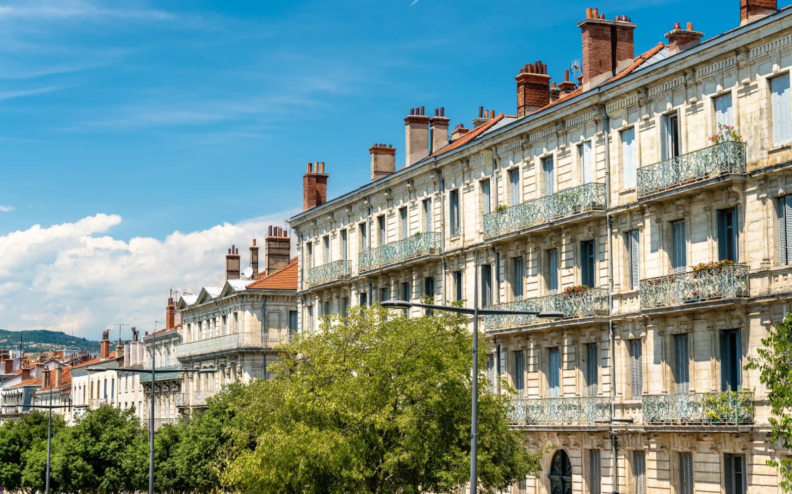Investir en immobilier à Valence : étude du marché locatif