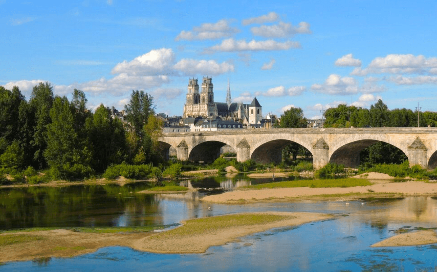 Investir en immobilier à Orléans : étude du marché locatif